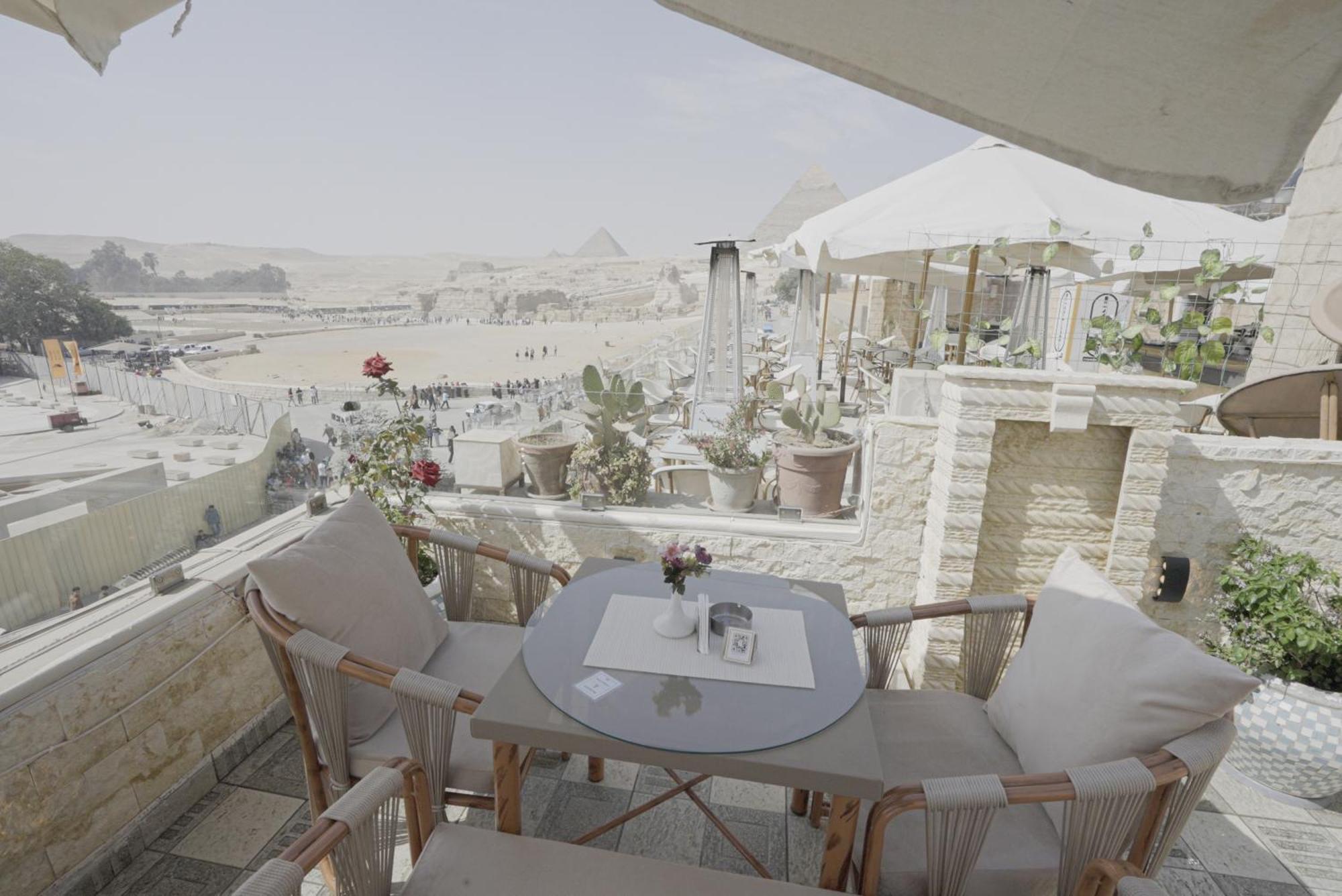 Queen Cleopatra Pyramids Hotel Cairo Exterior photo